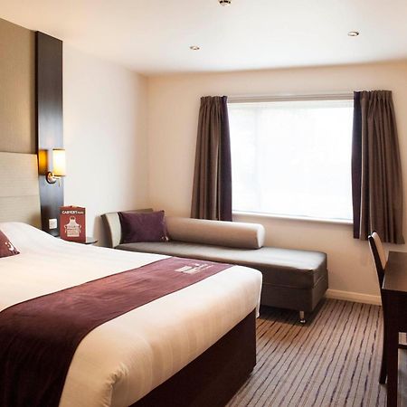 Premier Inn Birmingham City Centre Broad Street Εξωτερικό φωτογραφία